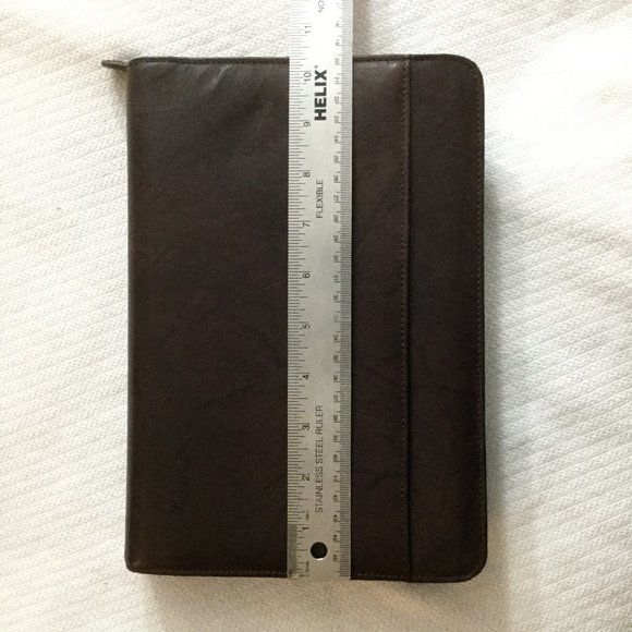 Day-Timer Brown Vegan Leather Zip Planner Cover | Junior Size - Picture 15 of 15